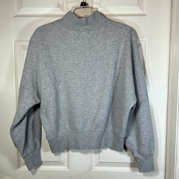 Rails Blaire Gray Sweatshirt Mock Neck Preppy Athleisure  Size Medium - Picture 5 of 10